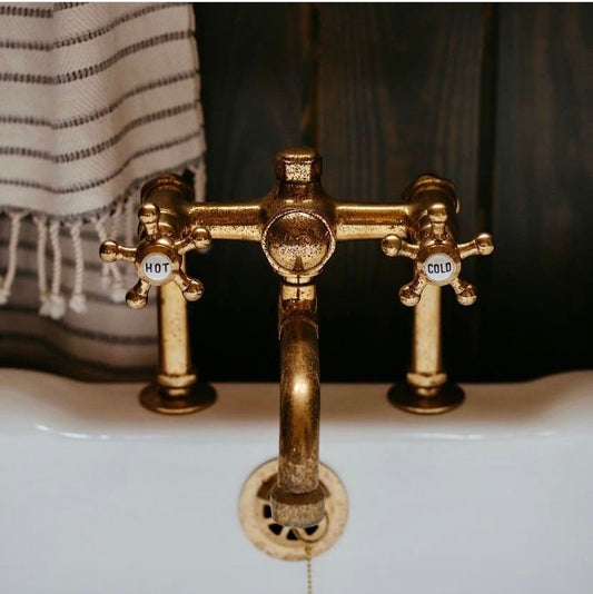 Lacquered vs. Unlacquered Brass: Which Finish Fits Your Vision?