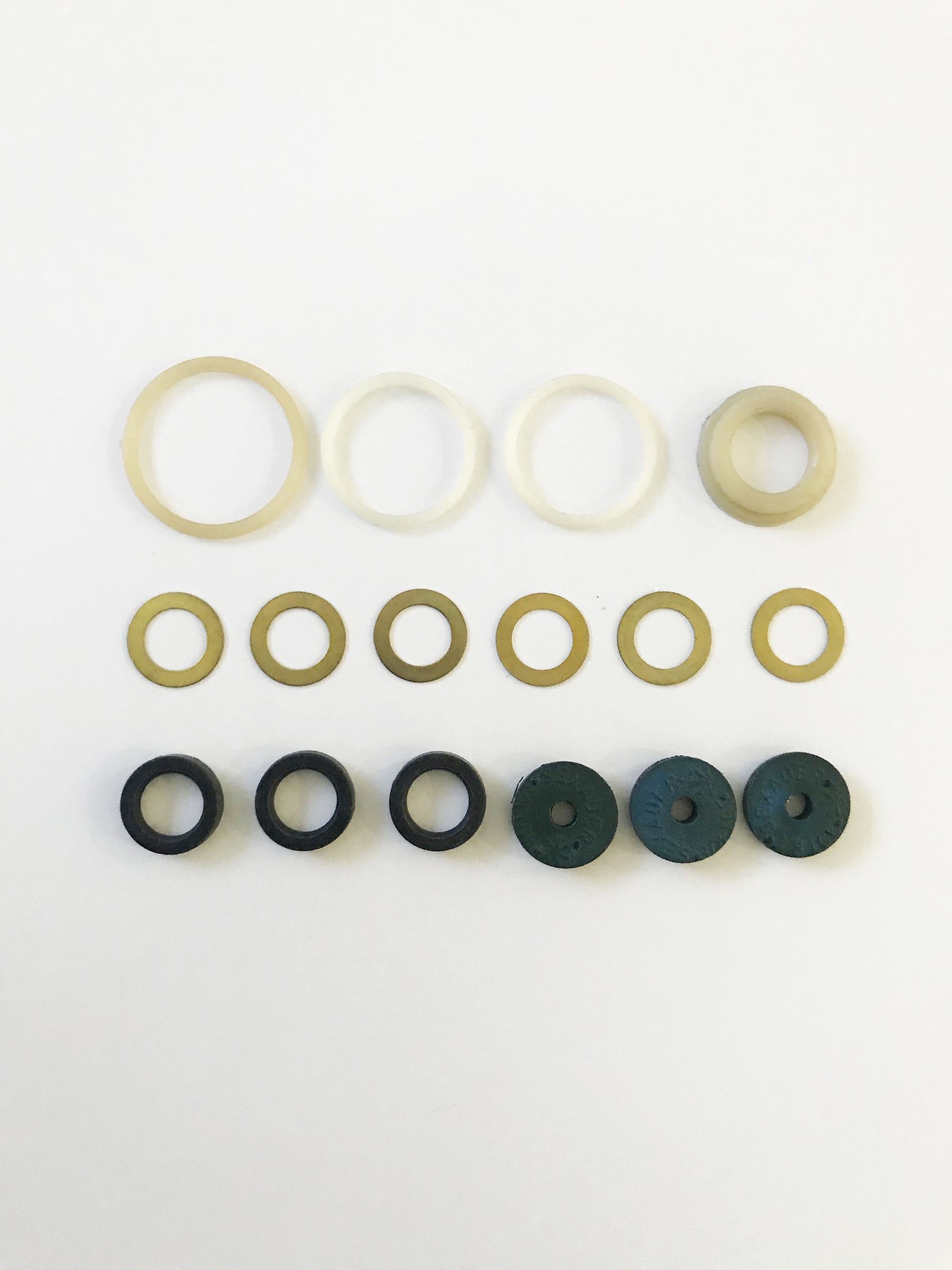 Strom Living Tub and Shower Washer Repair Kit with washers, seals & replaceable seats