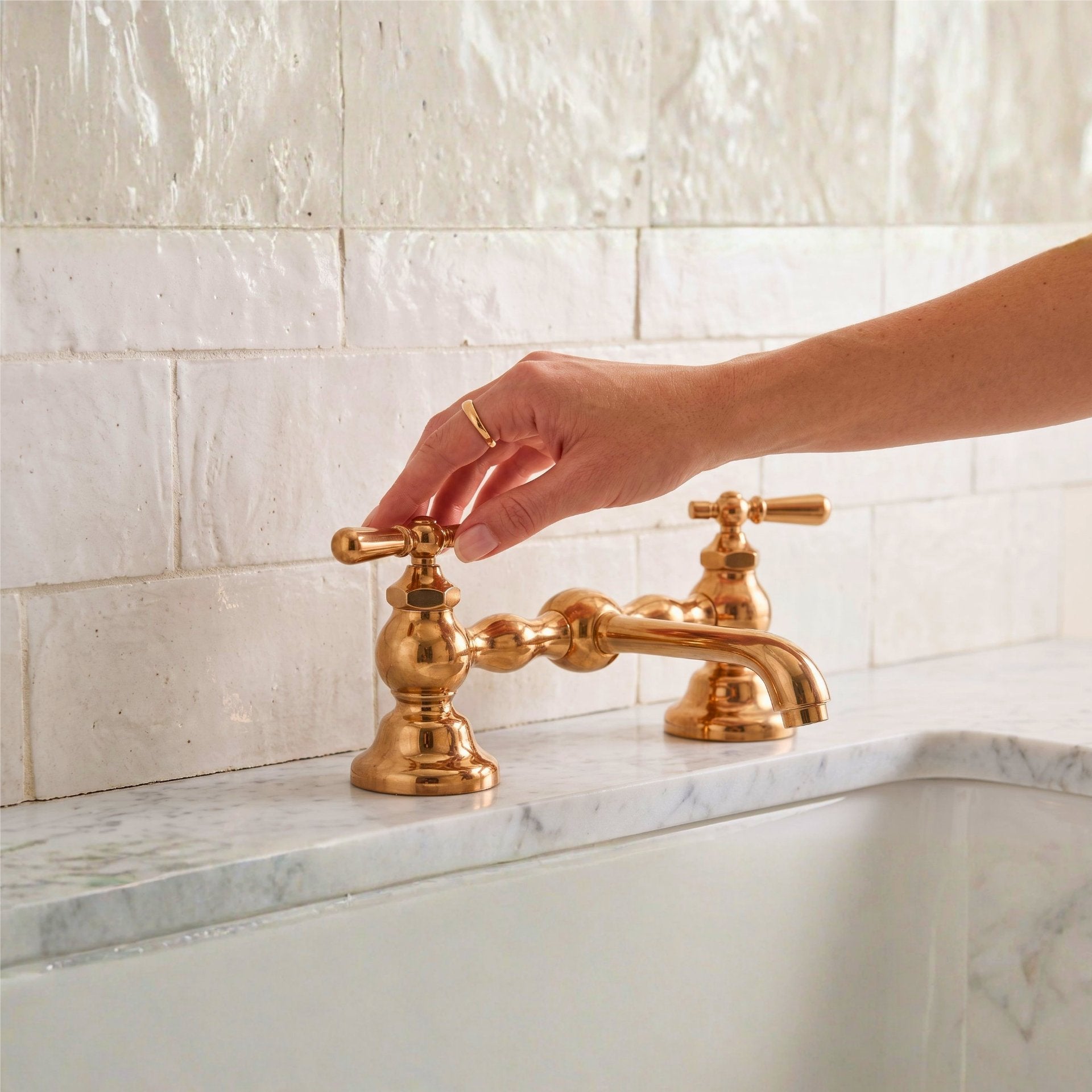 Columbia Bridge Faucet with Straight Spout P0565 | Strom Living - Bathroom Faucets