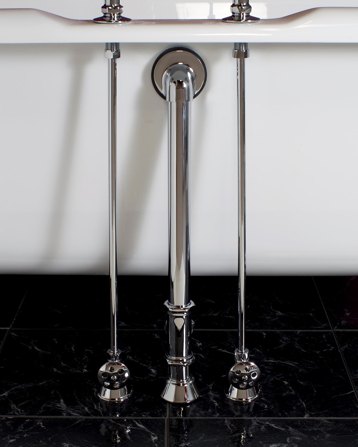 Oil Rubbed Bronze
Shown with P0007EZ