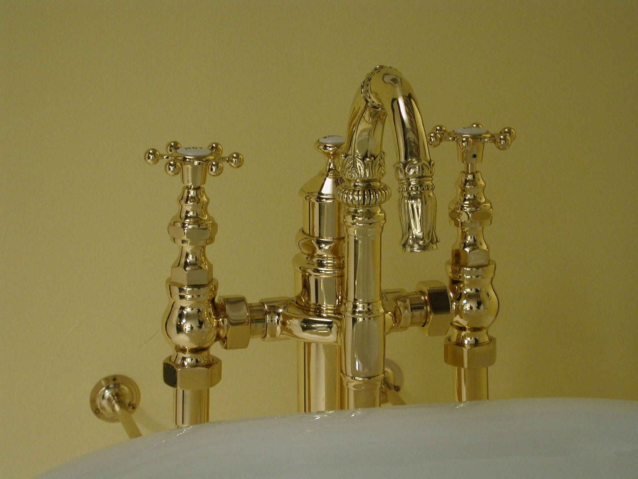 Royal Aqueduct Water Delivery System with Supplies and Drain P0699 | Strom Living