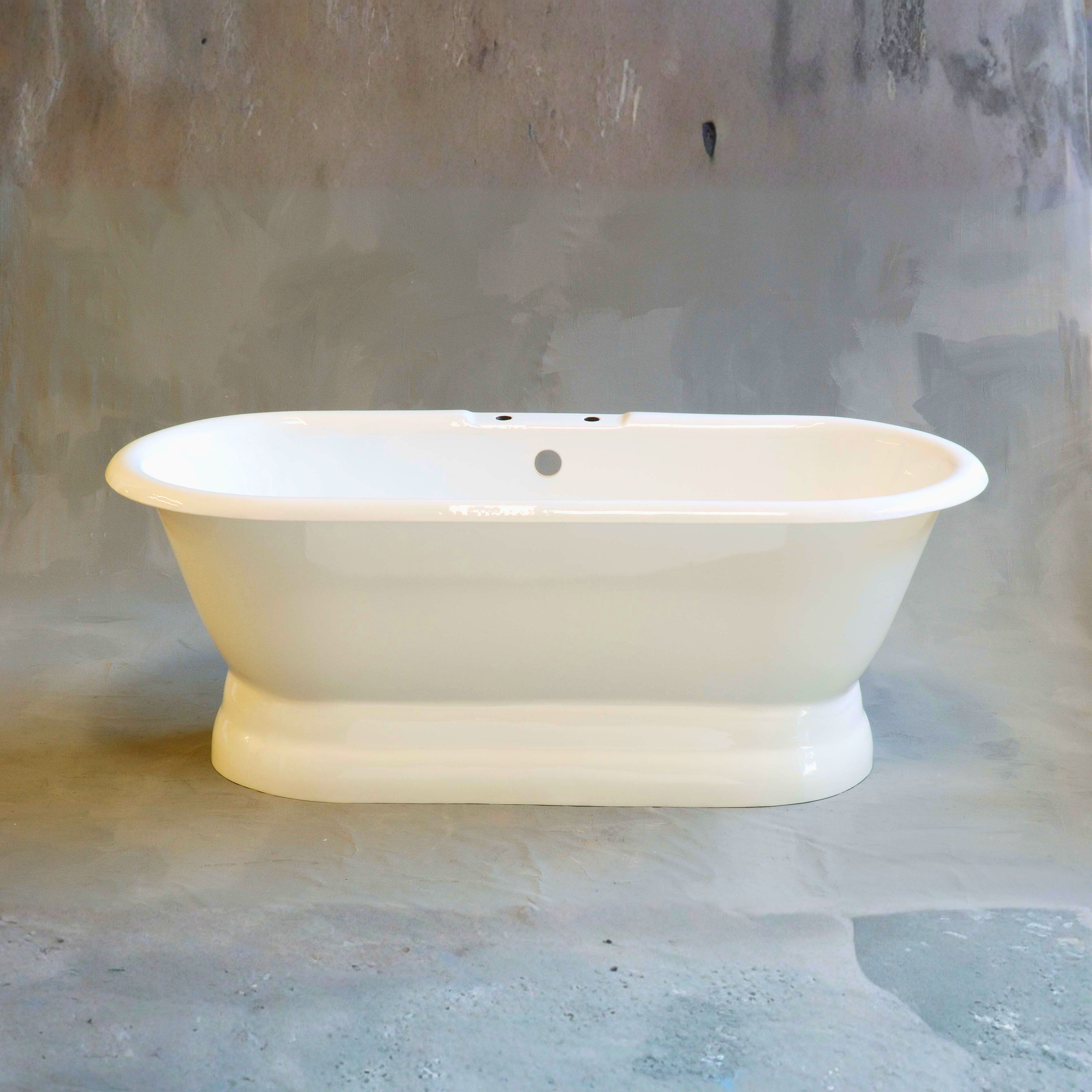 Lagoon 5.5' Cast Iron Double End Pedestal Tub P0766 | Strom Living - Bathtubs
