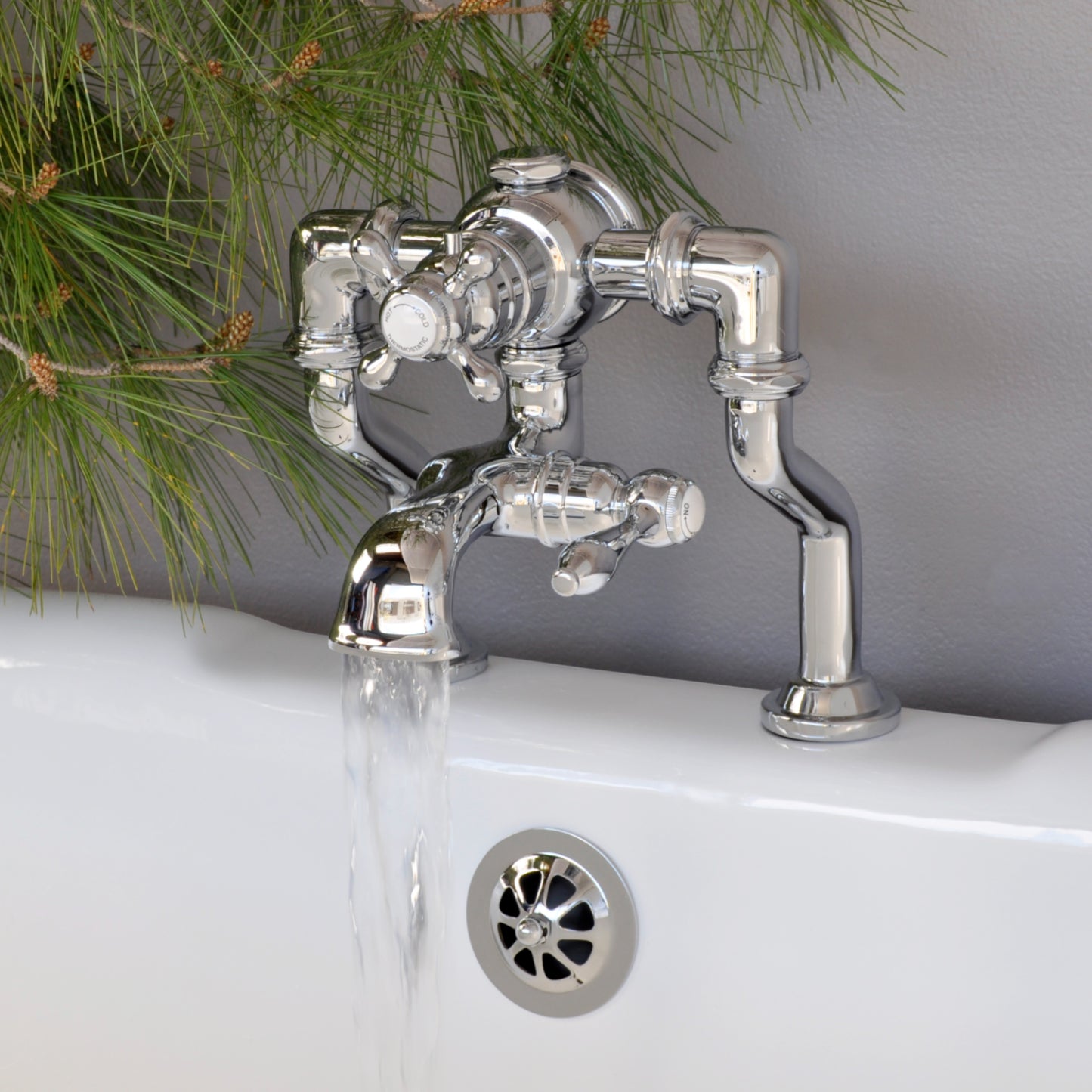 Thermostatic Deck Mount Tub Faucet with Adjustable centers